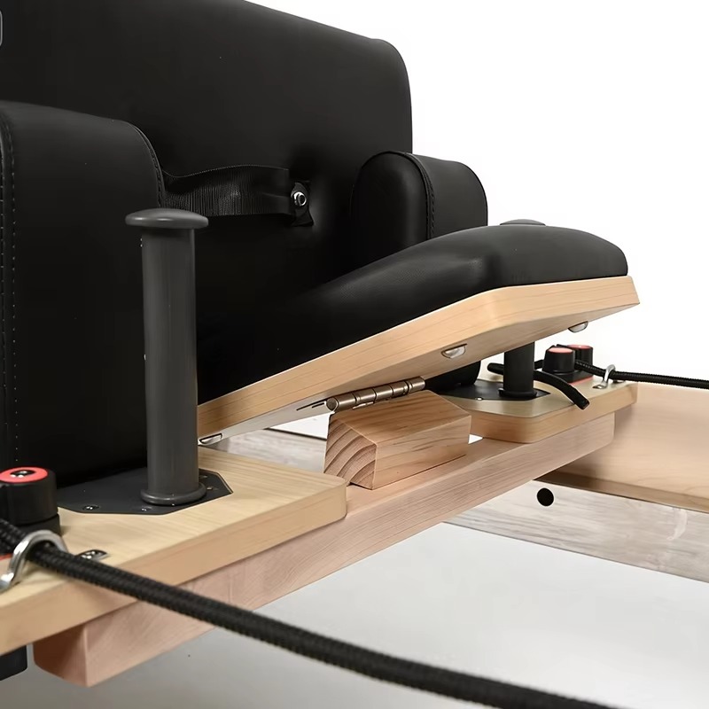 Ticari Beyaz Akçaağaç Pilates  - Pilates And Yoga Studio incelemesi ve fiyatı